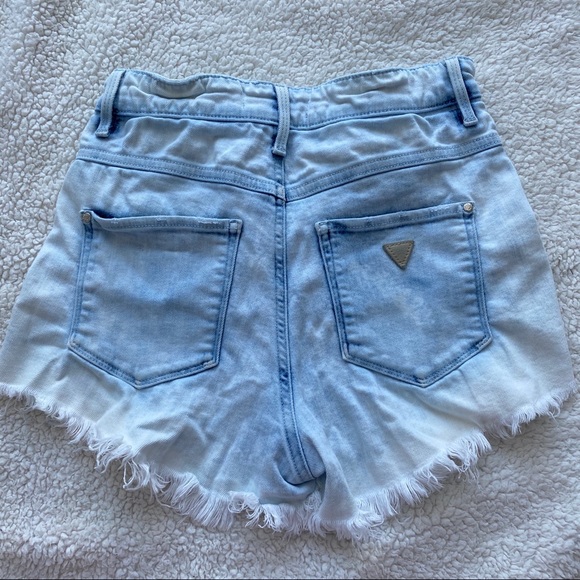 Guess High waisted shorts - Picture 2 of 3